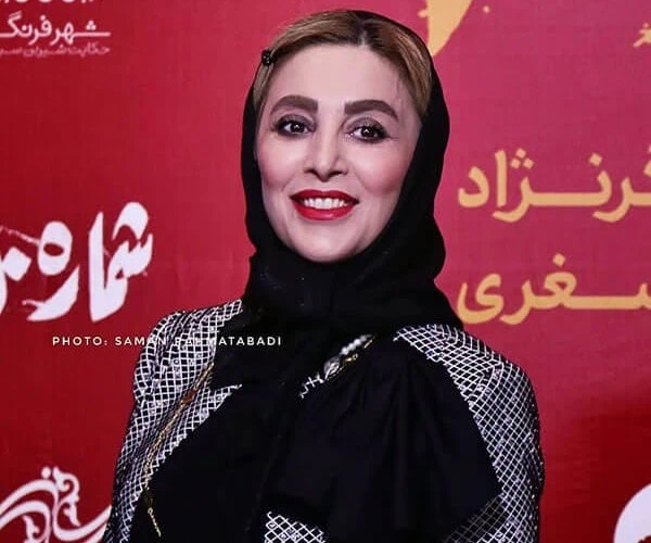 بیوگرافی ژیلا صادقی مجری 